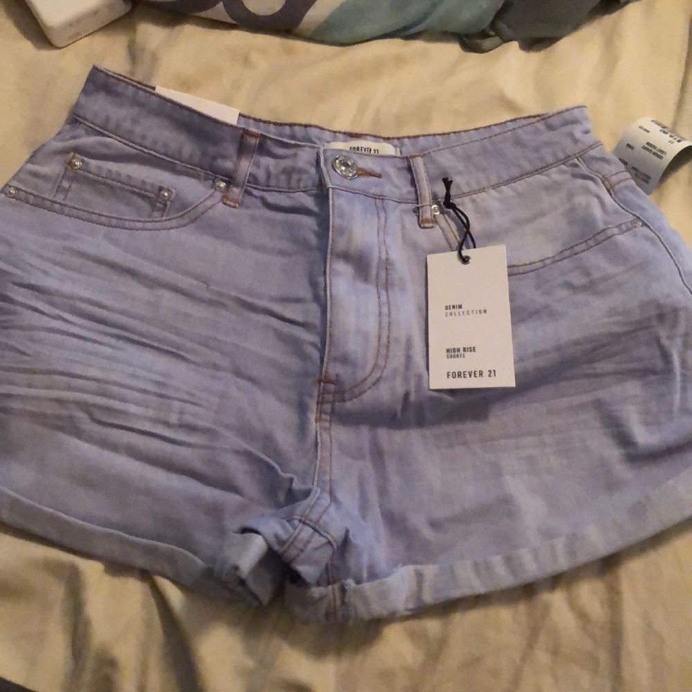 Forever 21 shorts size 27